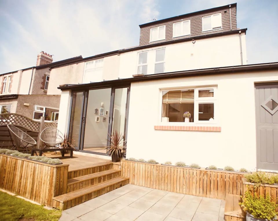 Outdoor garden space.