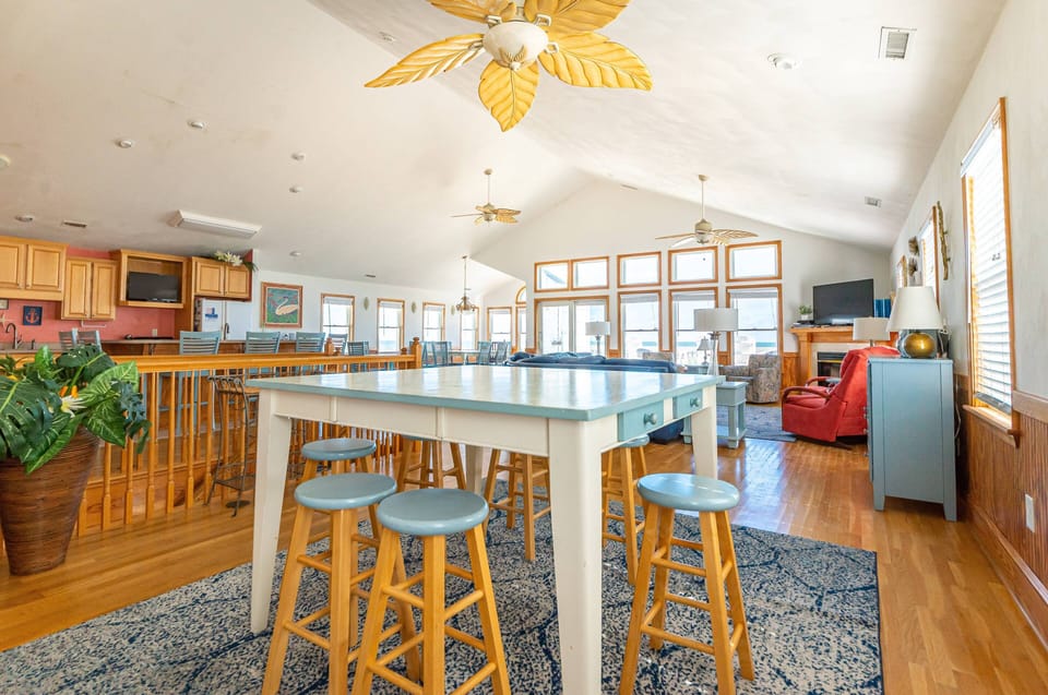 Additional Dining