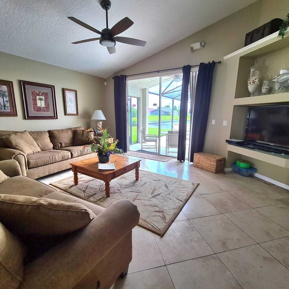Living area 