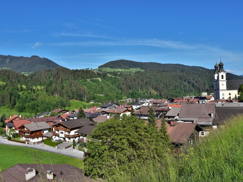 Region [summer] (>5 km)