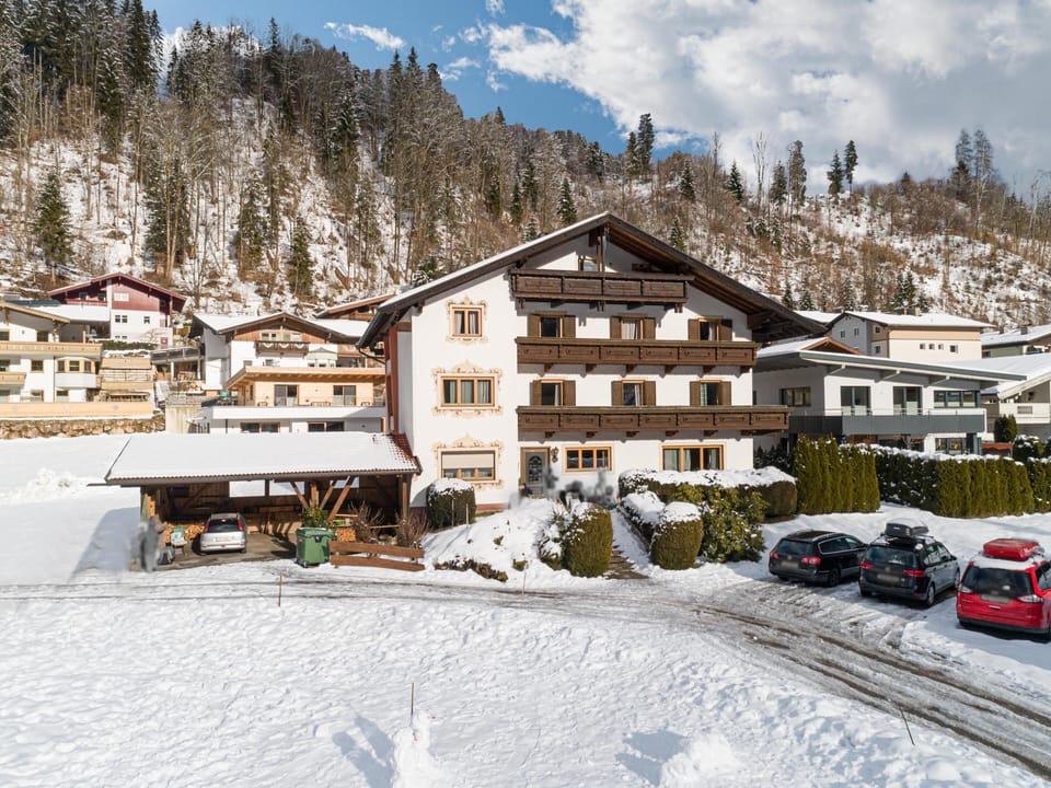 Holiday Home Exterior [winter]
