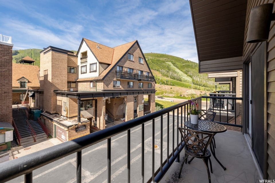 Lodge at Mountain Village 303