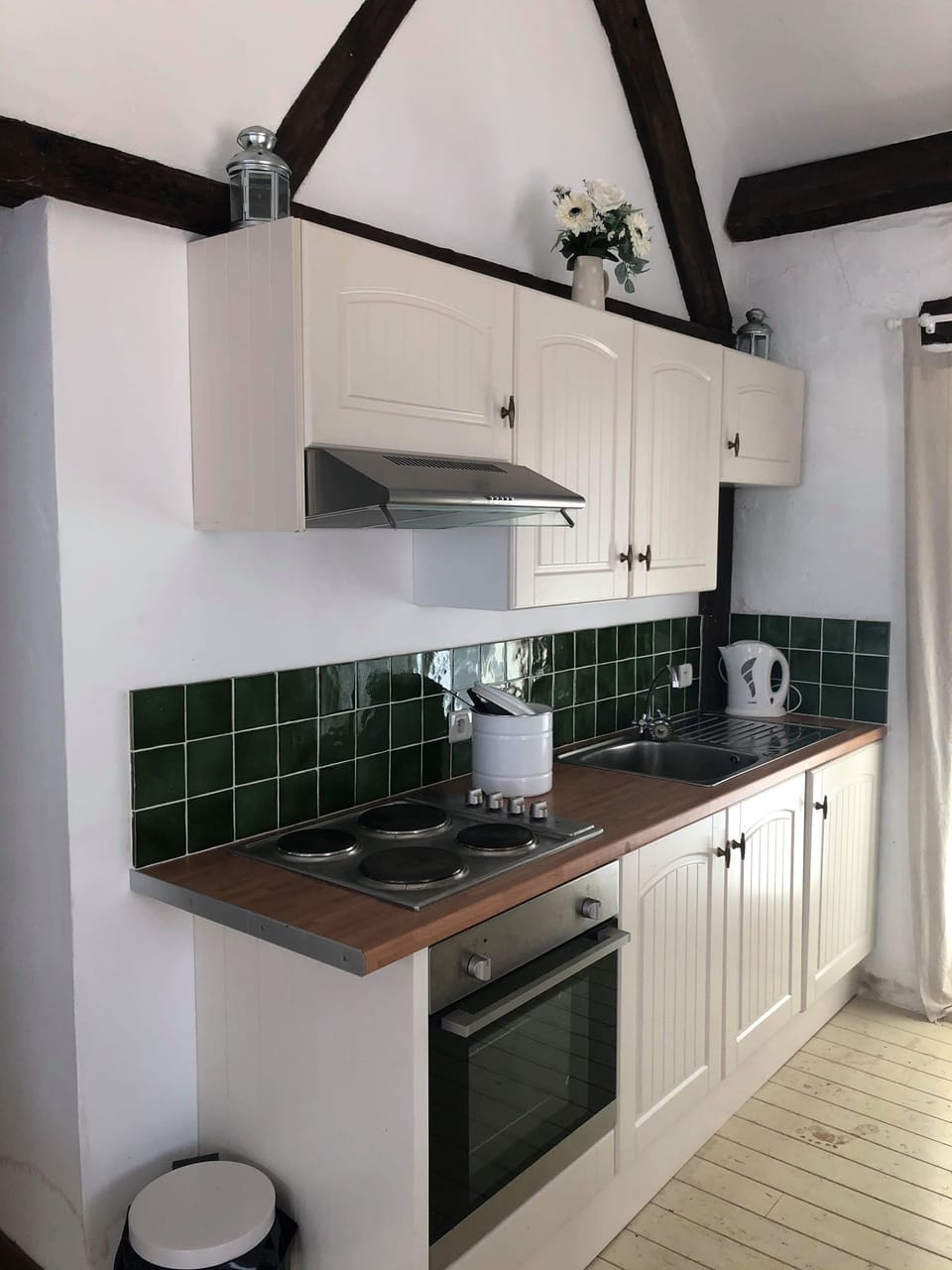 kitchen area 