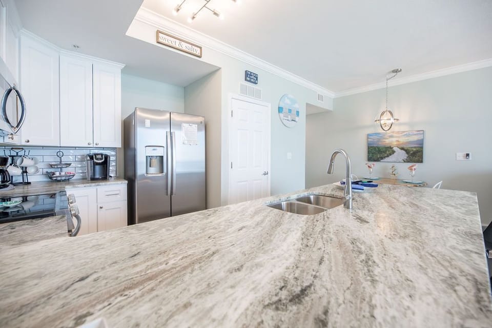 Large counter area for cooking or serving!