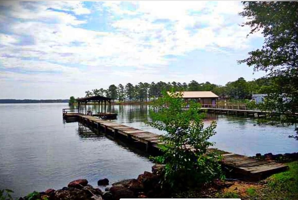 Pier & Boat Slip for your boat during your stay —-NO DIVING off of pier PLEASE!