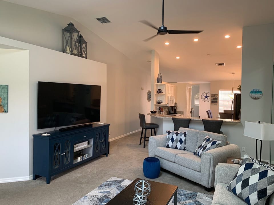 Family Room 75" TV