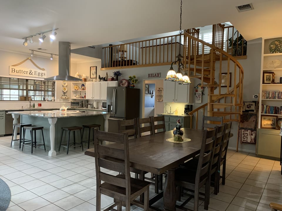 Dining room 