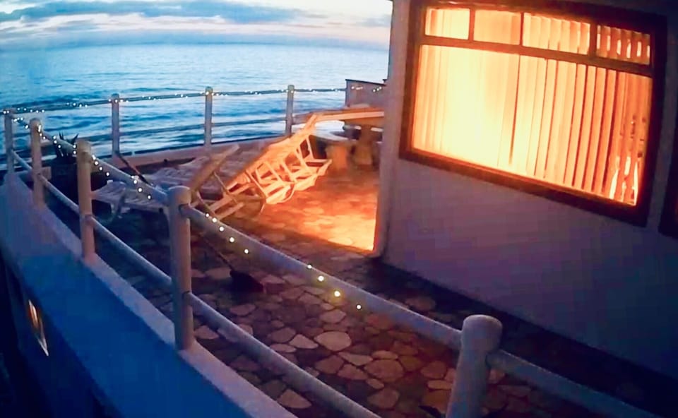 BREATHTAKING VIEWS... 24/7