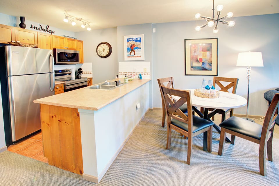 Kitchen.Dining room
