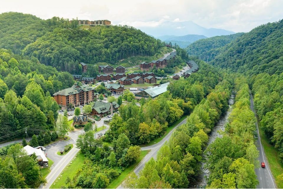Buildings as you go up the mountain on left~ On right roads going to & from Park