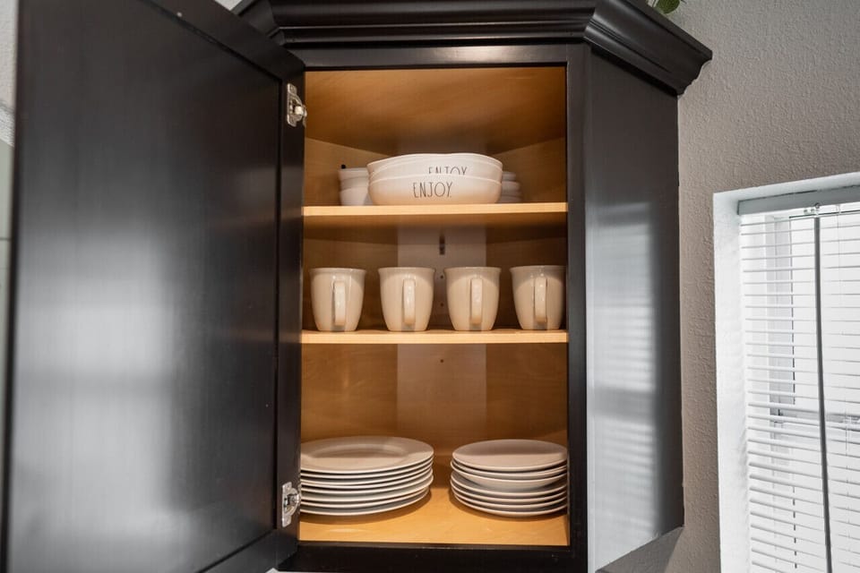 KITCHEN -- View 3D Virtual Tour of the Property Here: https://my.matterport.com/show/?m=ivvG2JKpsrV