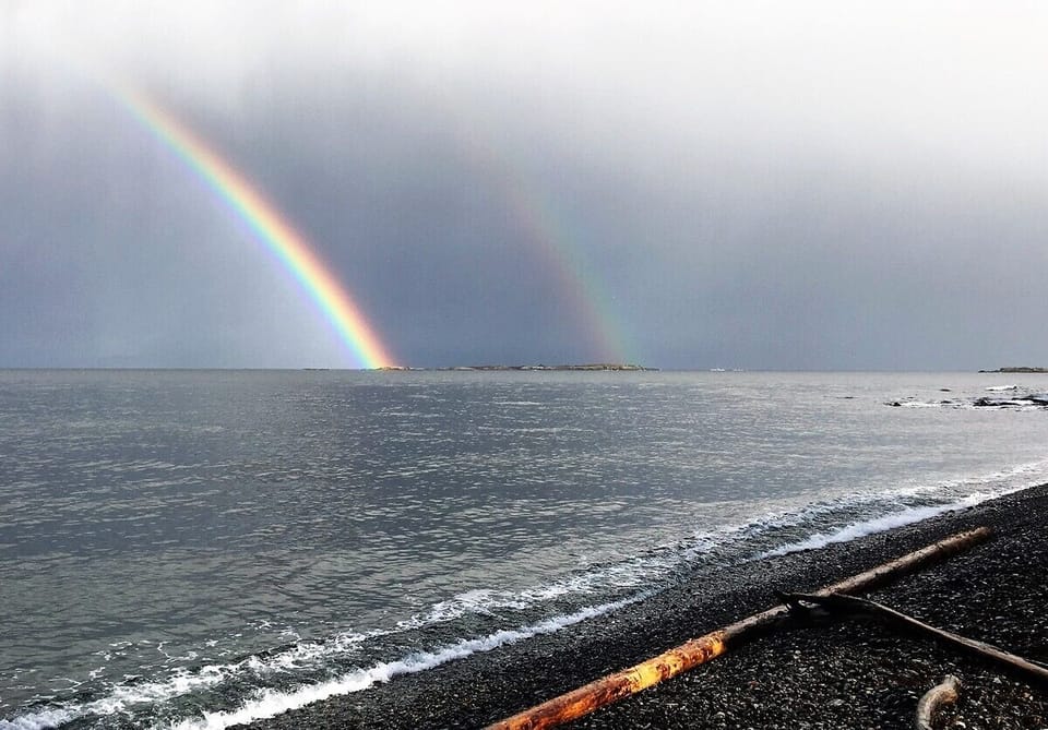 Double rainbows. They do exist!