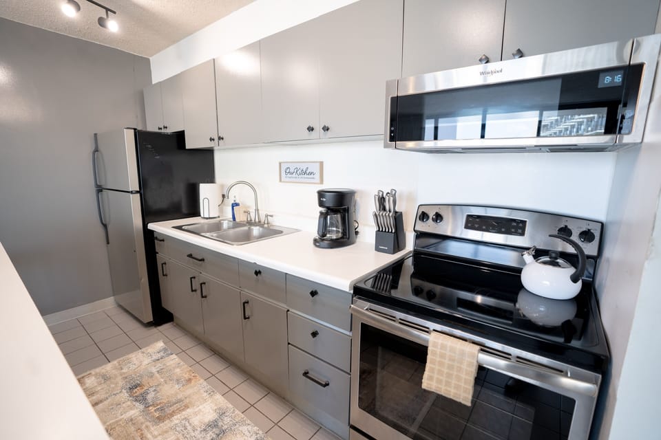 Indoors, Kitchen, Refrigerator, Sink, Sink Faucet