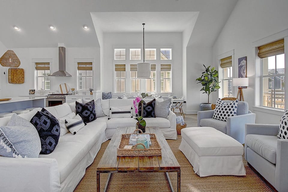 Living Room, 2nd Floor