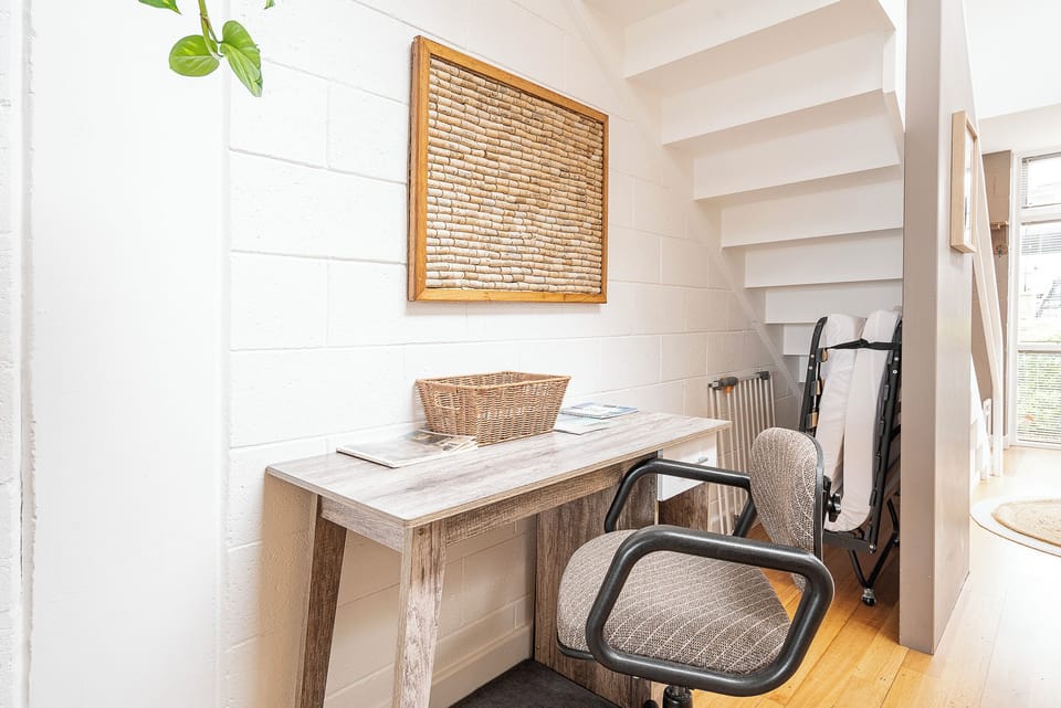Make use of the dedicated workspace, a quiet corner perfect for writing, reading, or catching up on work during your stay.