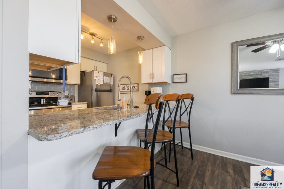 Bar and Seating