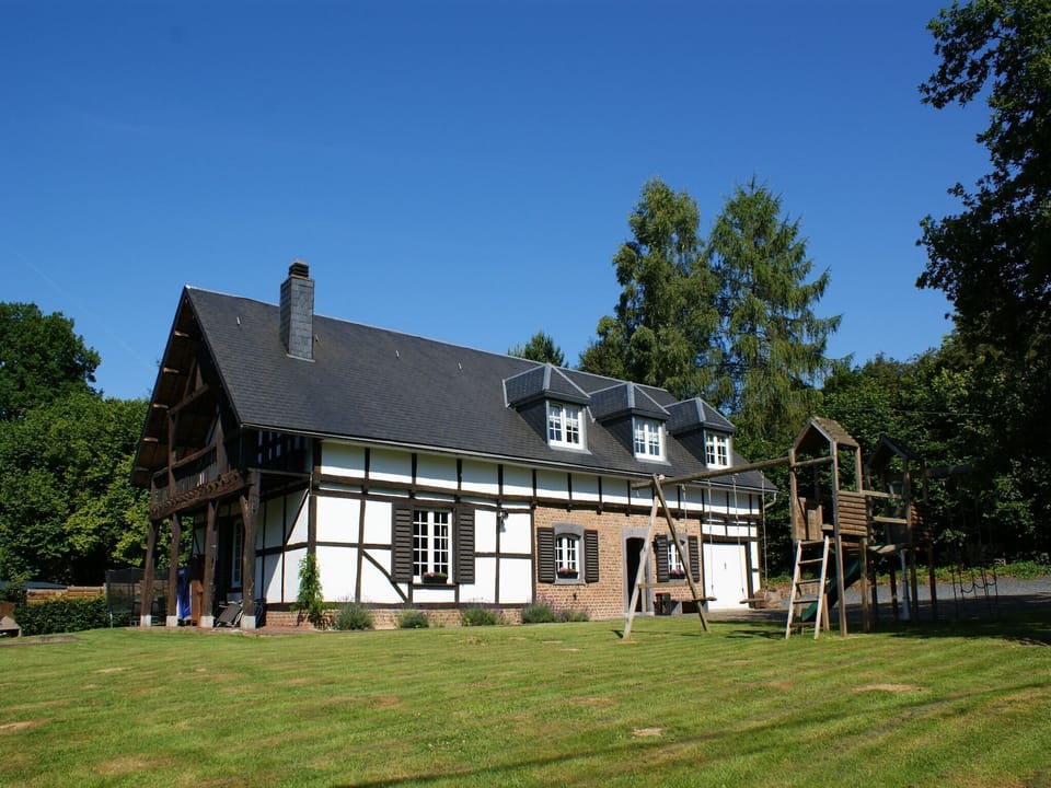 Holiday Home Exterior [summer]