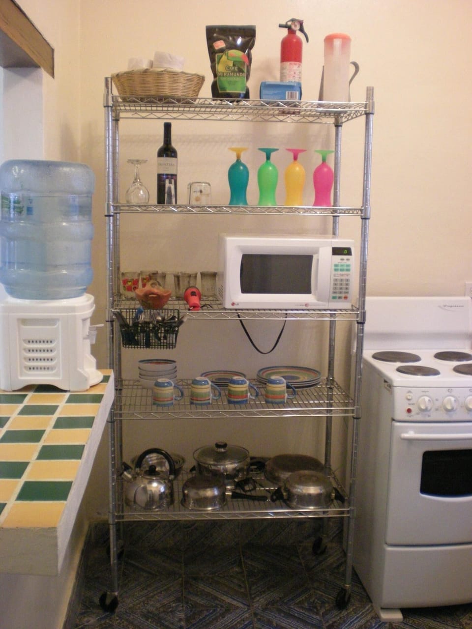 Fully equipped kitchen with everything you need