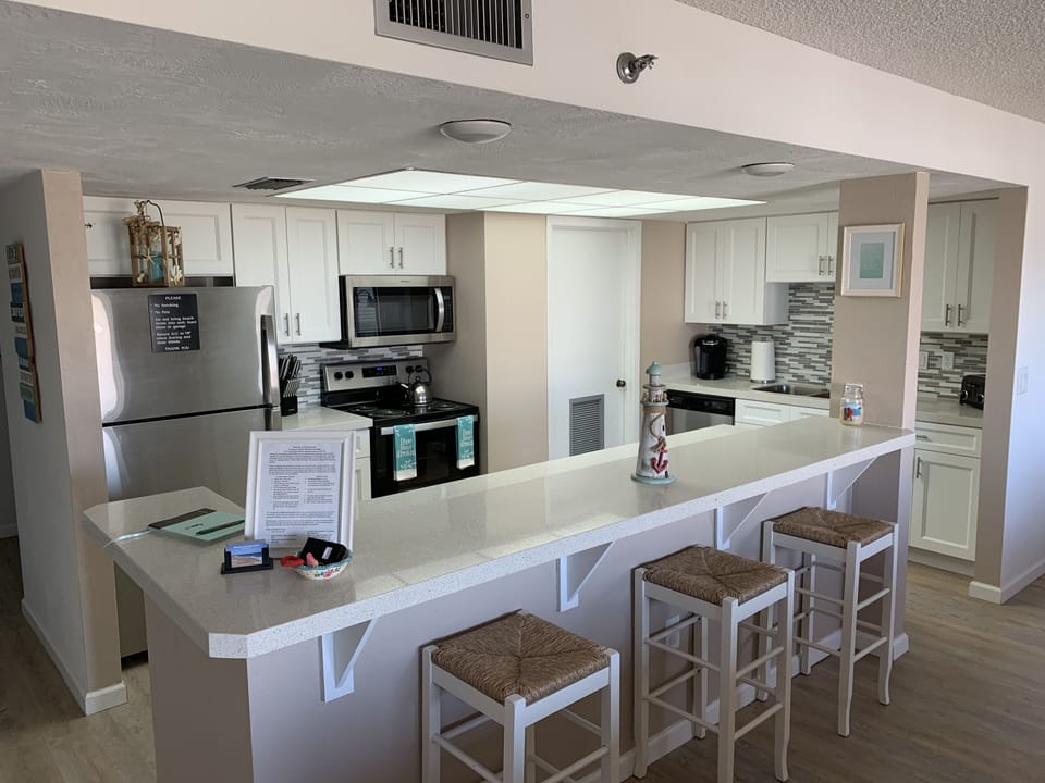 Brand new kitchen and appliances