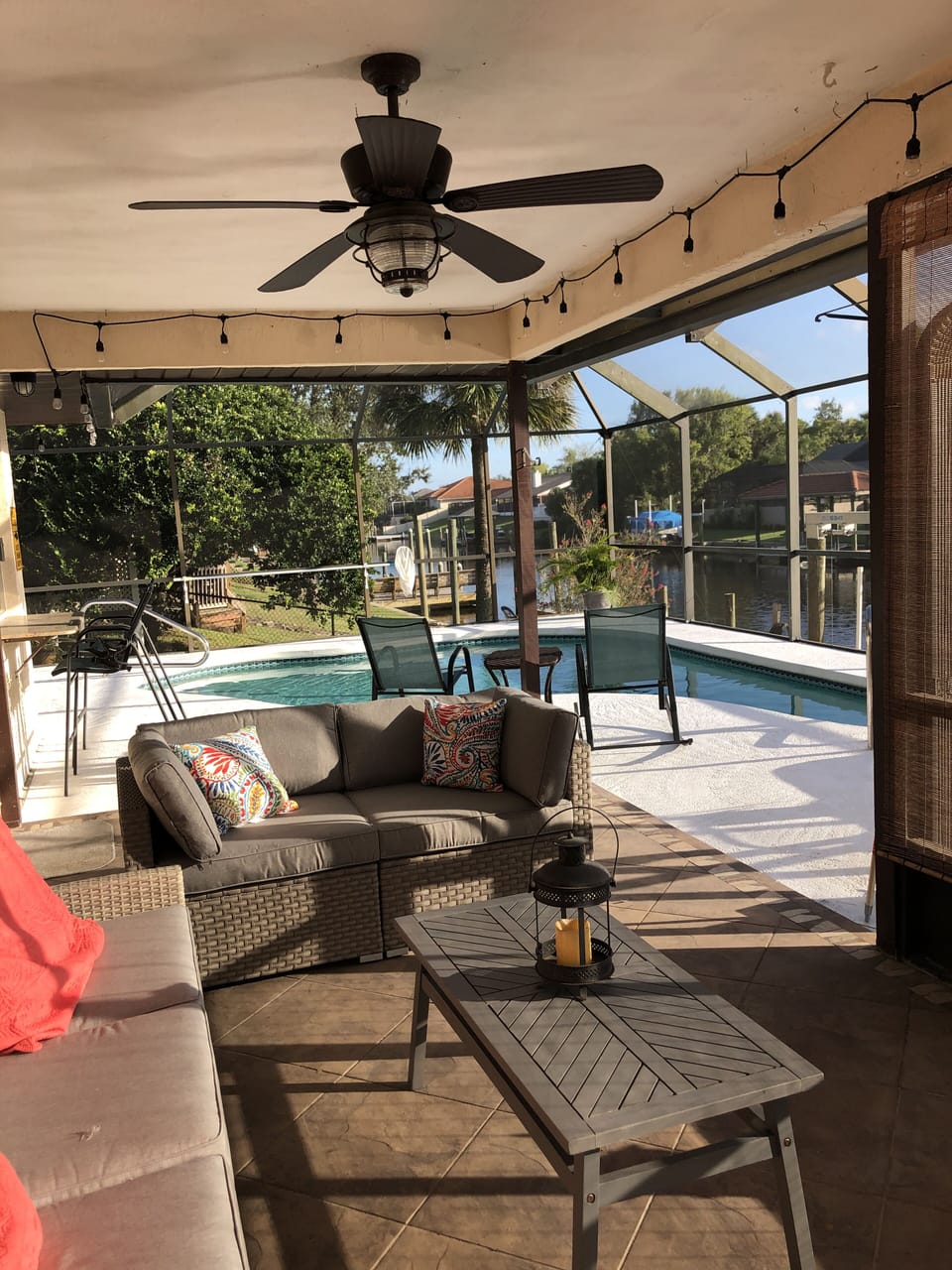 Outside covered seating with cable t.v.