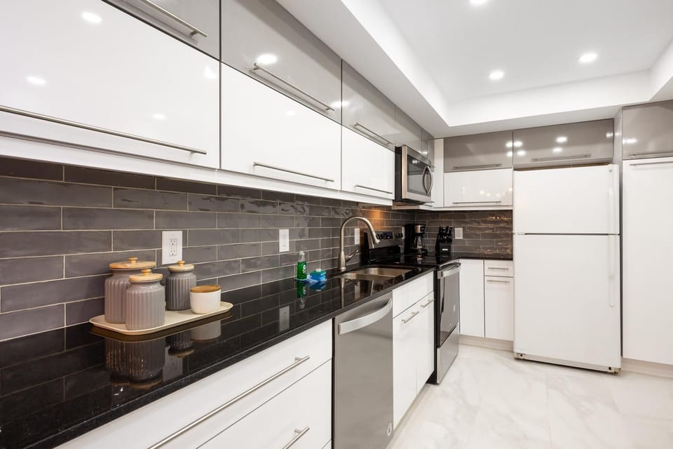 Cook with joy! Your dream kitchen awaits.