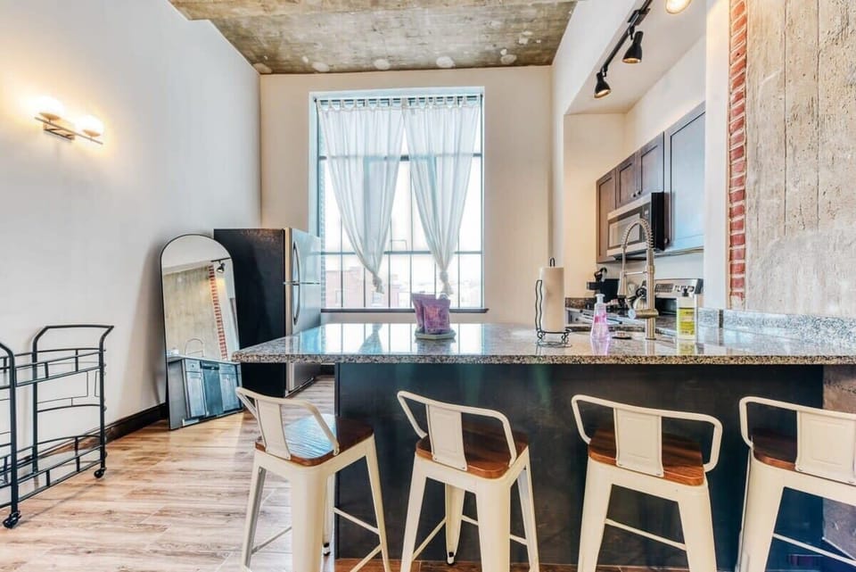 Marble island for homemade meals