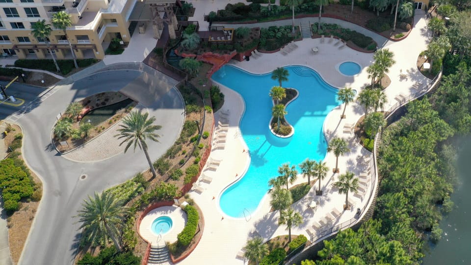 Luau Community Pool