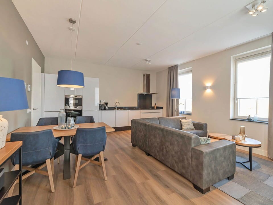 Room, Building, Property, Interior Design, Furniture, Floor, Living Room, Wood Flooring, House, Hardwood
