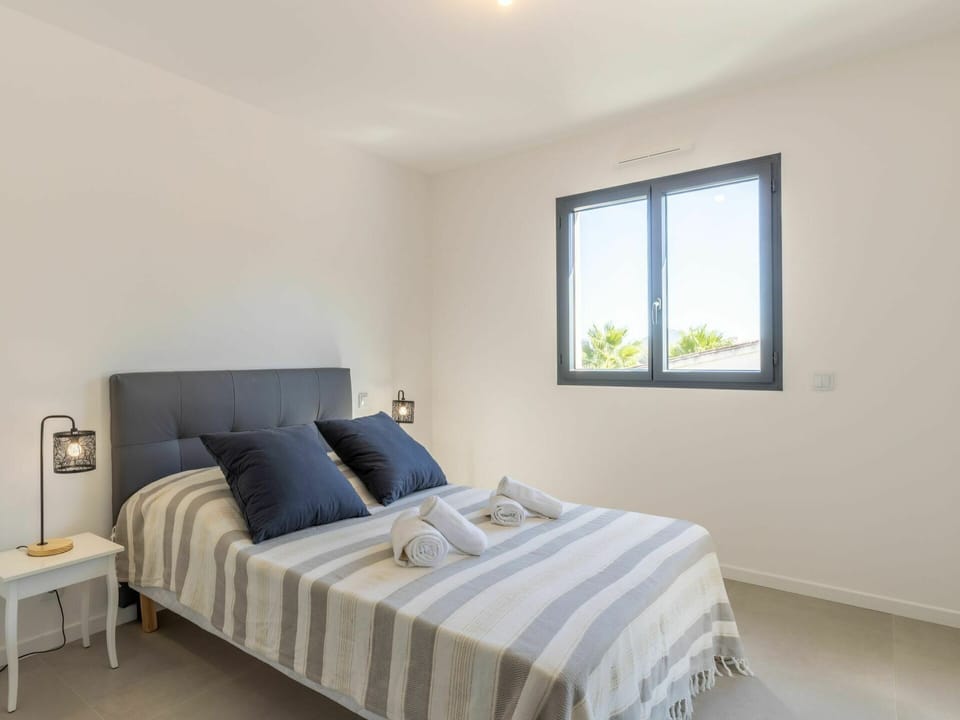 Furniture, Window, Comfort, Azure, Wood, Shade, Building, Interior Design, Floor