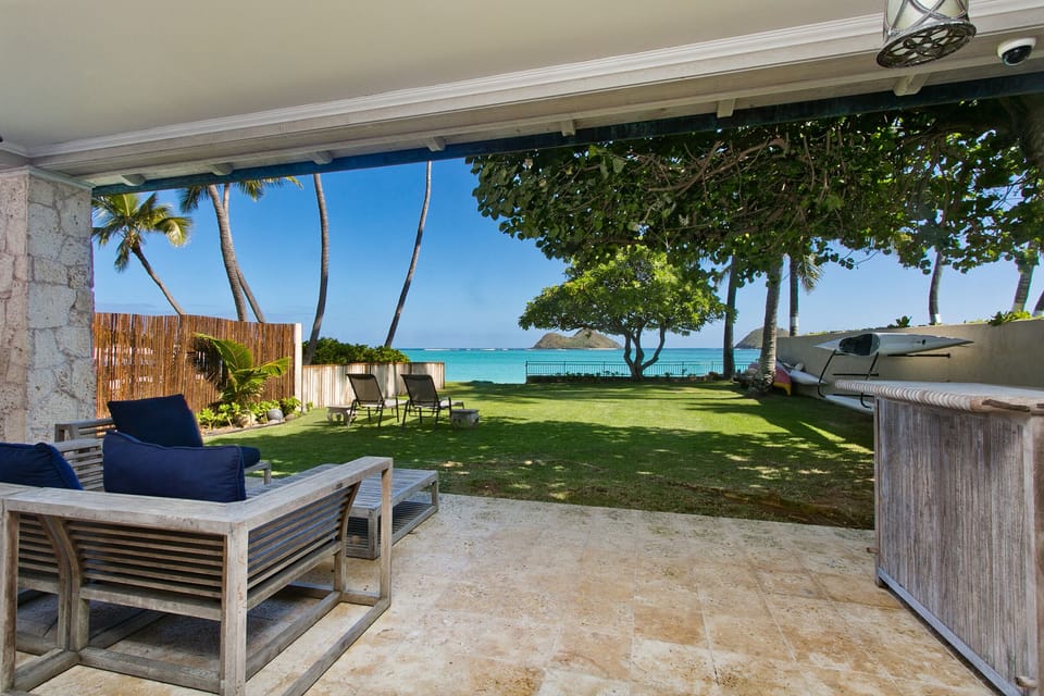 Stunning ocean views from the back lanai