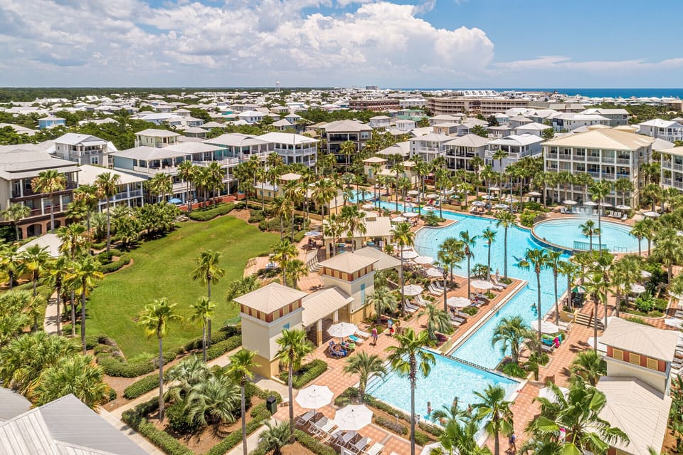 The huge, resort style pool at Seacrest is amazing! 