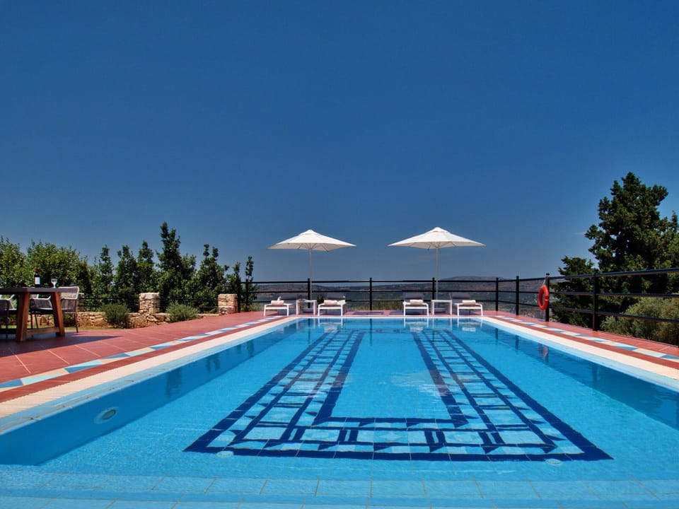 Villa Artemis, Crete, Vrises (new sun loungers)