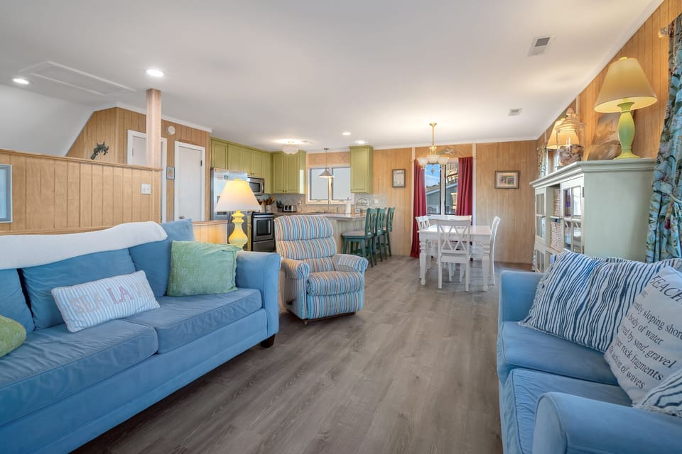 Living Room / Dining Room / Kitchen