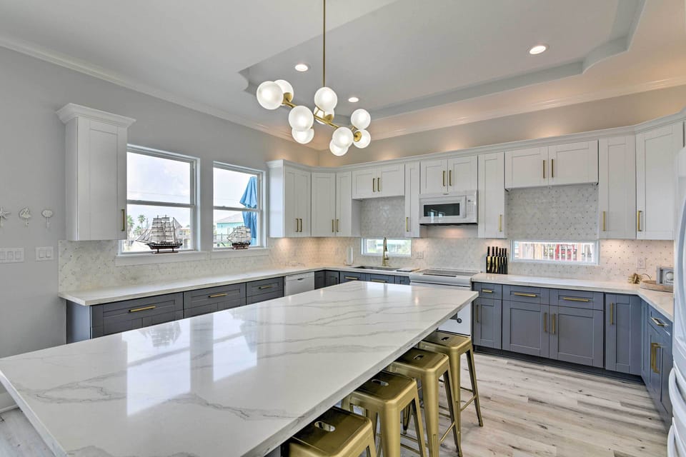 Fully Equipped Kitchen | Knife Set