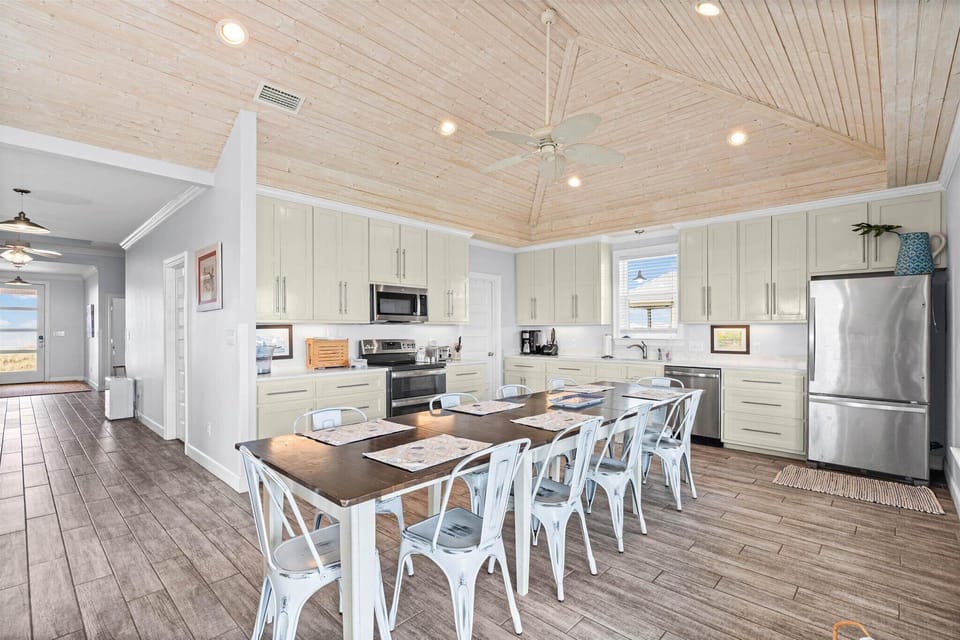 The Blue Crab Dining Table