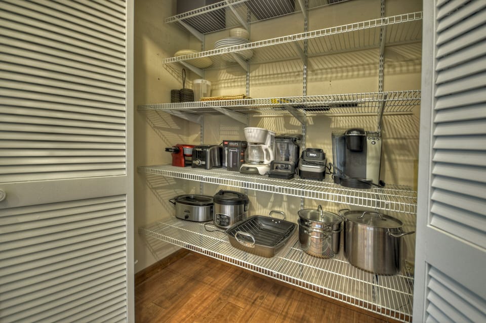 Pantry 