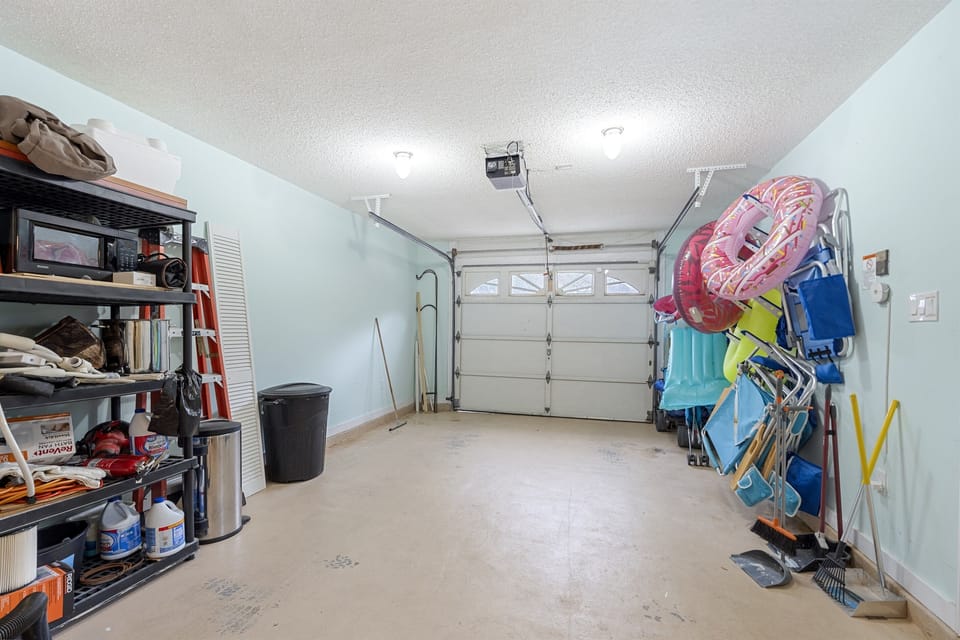 Garage Available for Guest Use