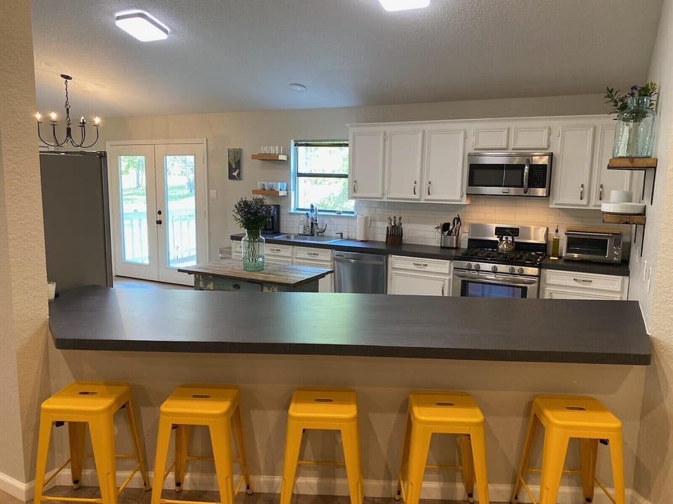 The Cottage Breakfast Bar. 