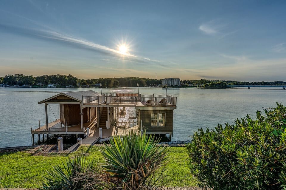 Dramatic lake sunset views including Hales Ford Bridge and Bridgewater Plaza