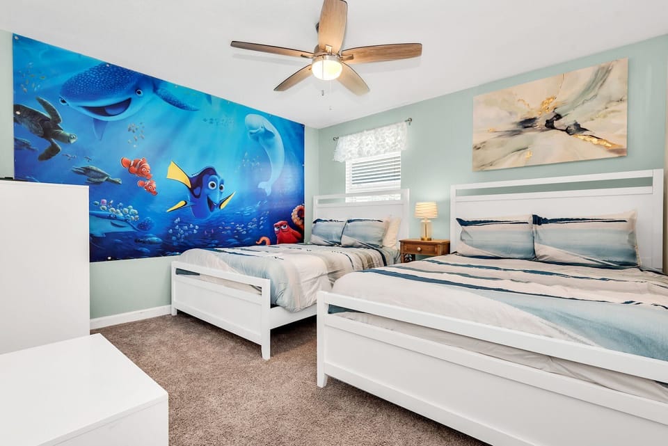 "Finding Nemo" - 2 Queen Beds with shared ensuite