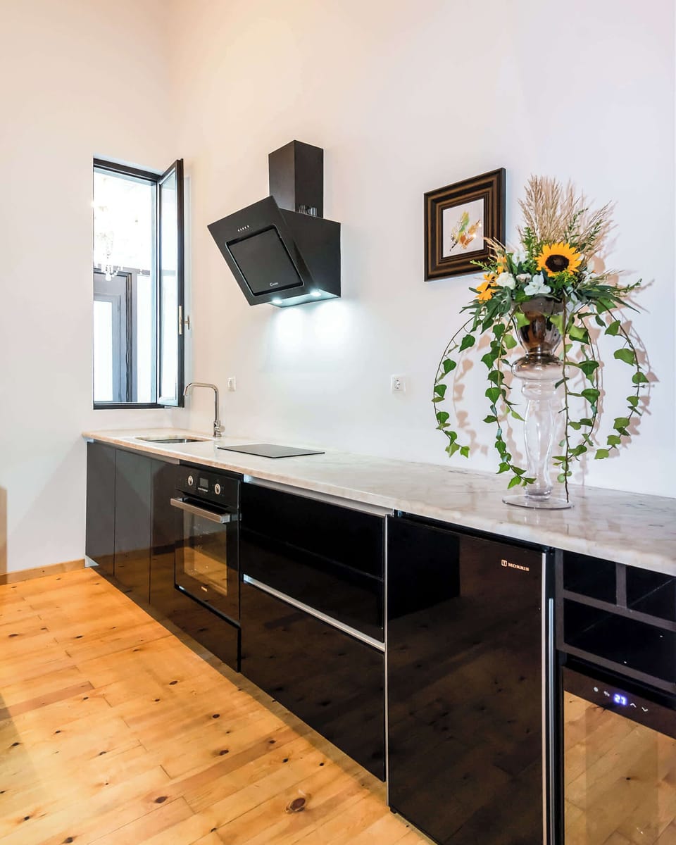 Spacious and Bright Kitchen to prepare your Favourite Meals