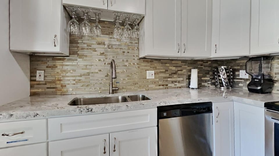Enjoy this Gorgeous Kitchen for Meals Off the Mountain!