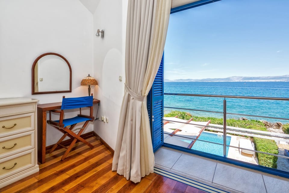 Main double-bedroom view