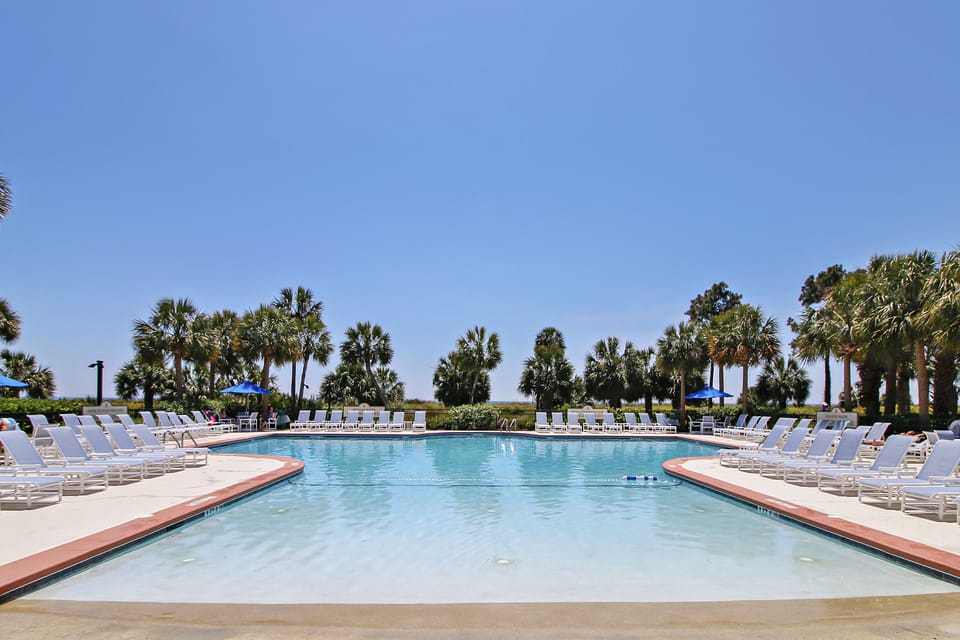 Shorewood Complex Pool