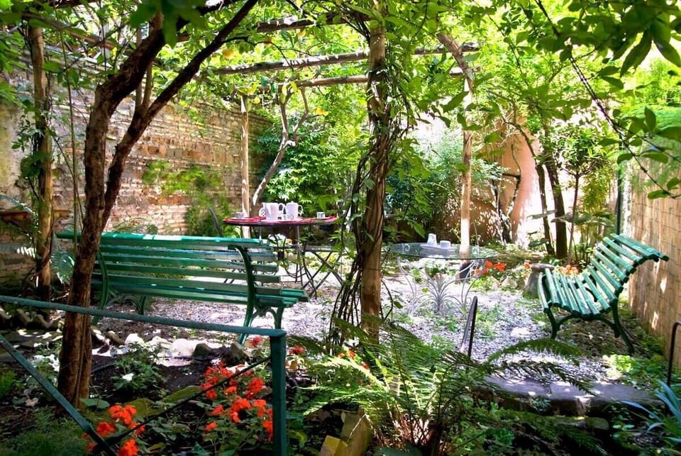 A Private Garden is a Treasure in Rome.