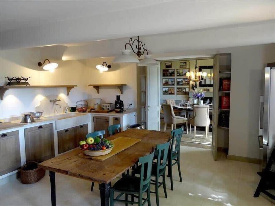 Eat-In Kitchen, When You Want To