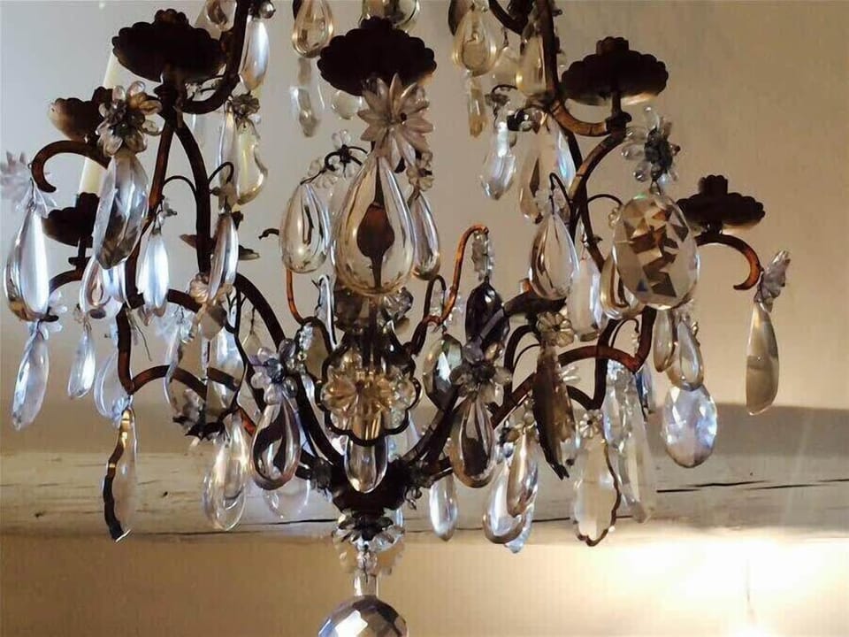 Chandelier 