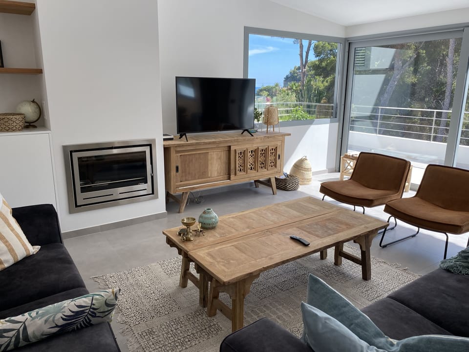 Chica Del Mar - Living Room