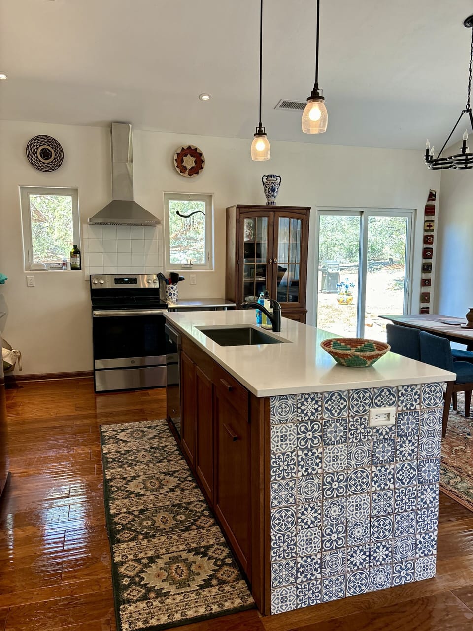 Kitchen island with dishwasher
