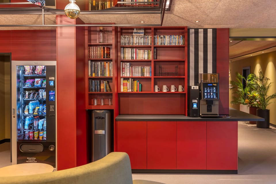 Grab a quick snack or coffee from the market area, conveniently located for guests on the go.